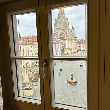 Exklusives Apartment Mit Einmaligem Blick Zur Frauenkirche - Parkplatz Kostenfrei Drezda Kültér fotó