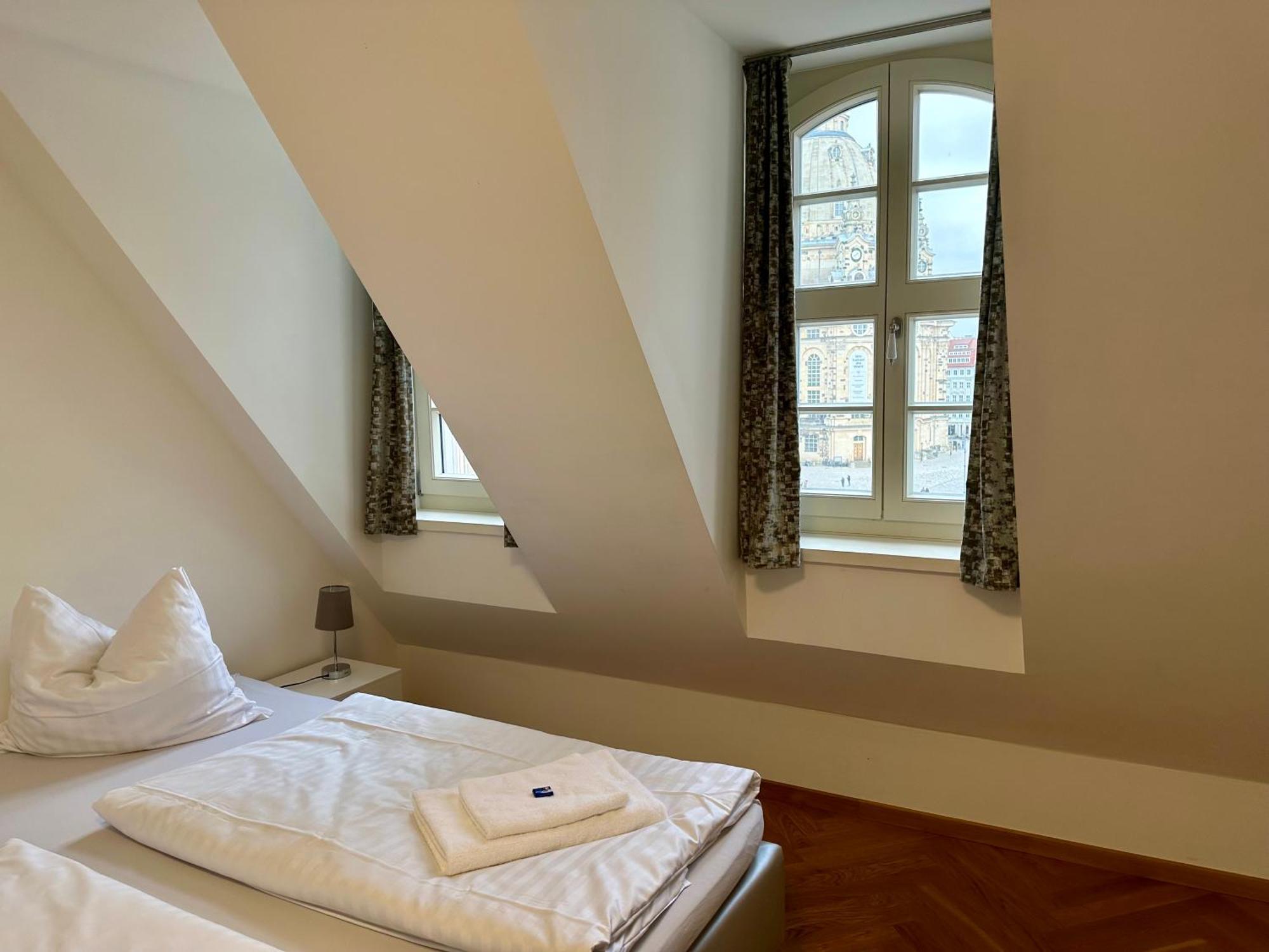 Exklusives Apartment Mit Einmaligem Blick Zur Frauenkirche - Parkplatz Kostenfrei Drezda Kültér fotó