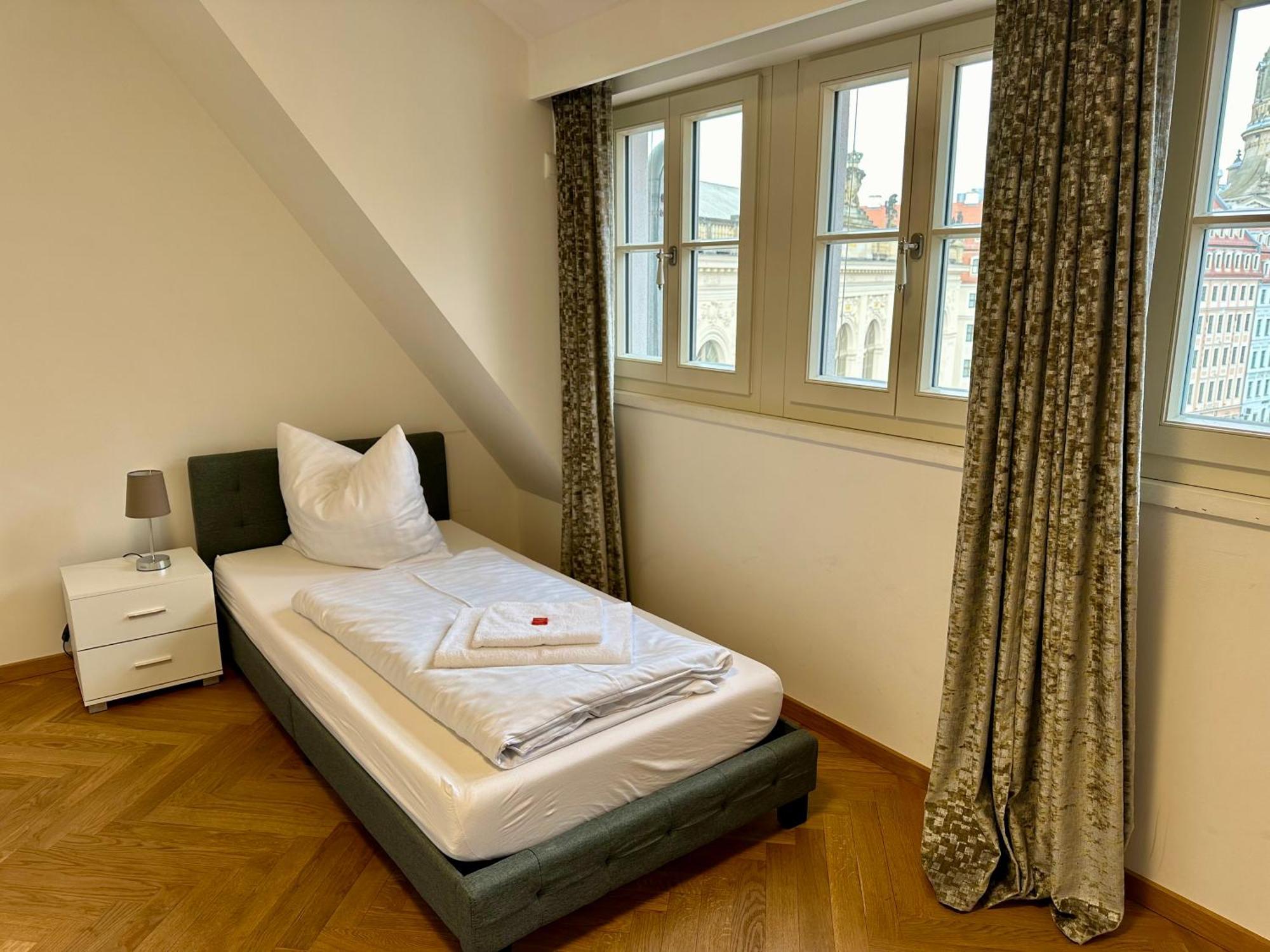 Exklusives Apartment Mit Einmaligem Blick Zur Frauenkirche - Parkplatz Kostenfrei Drezda Kültér fotó